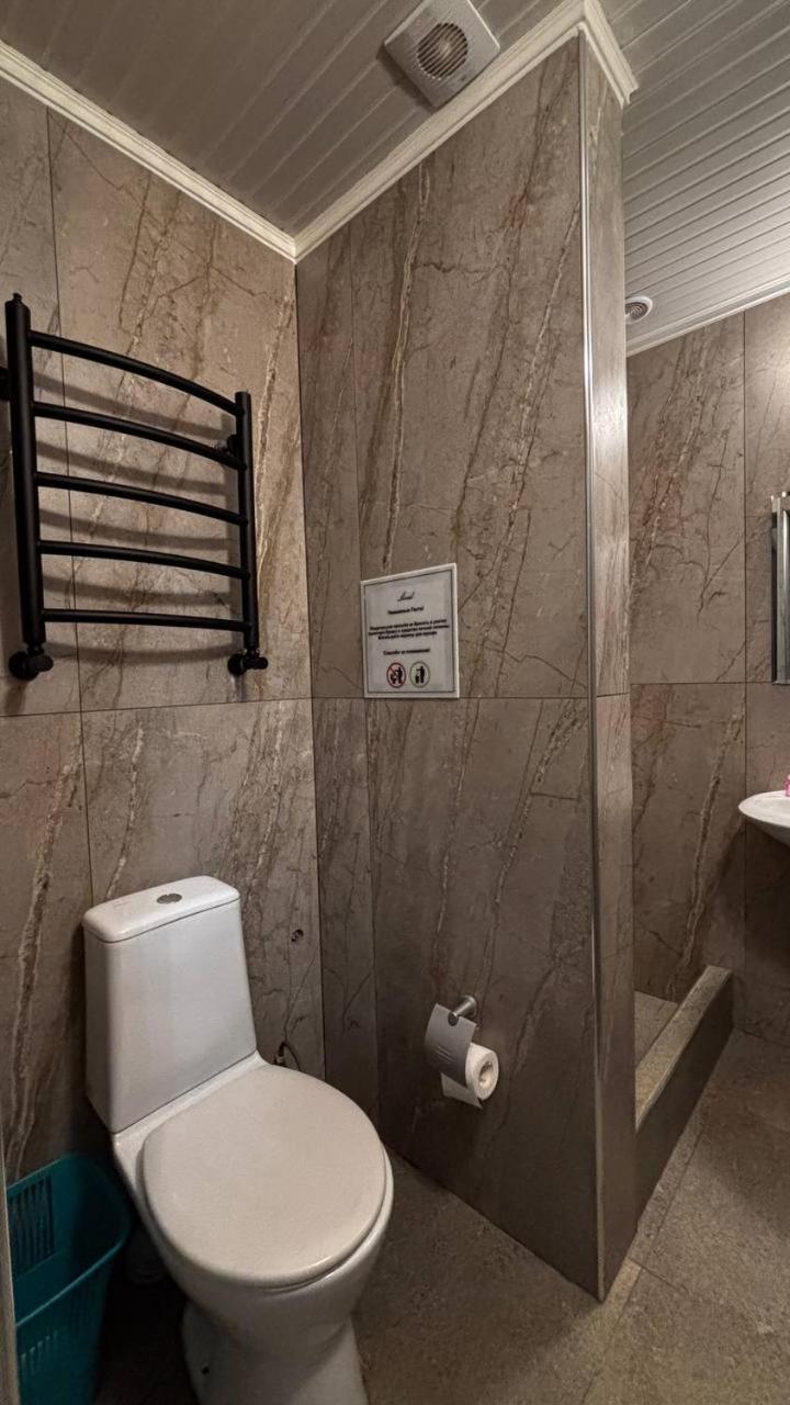 Premium Hostel Tasjkent Eksteriør billede